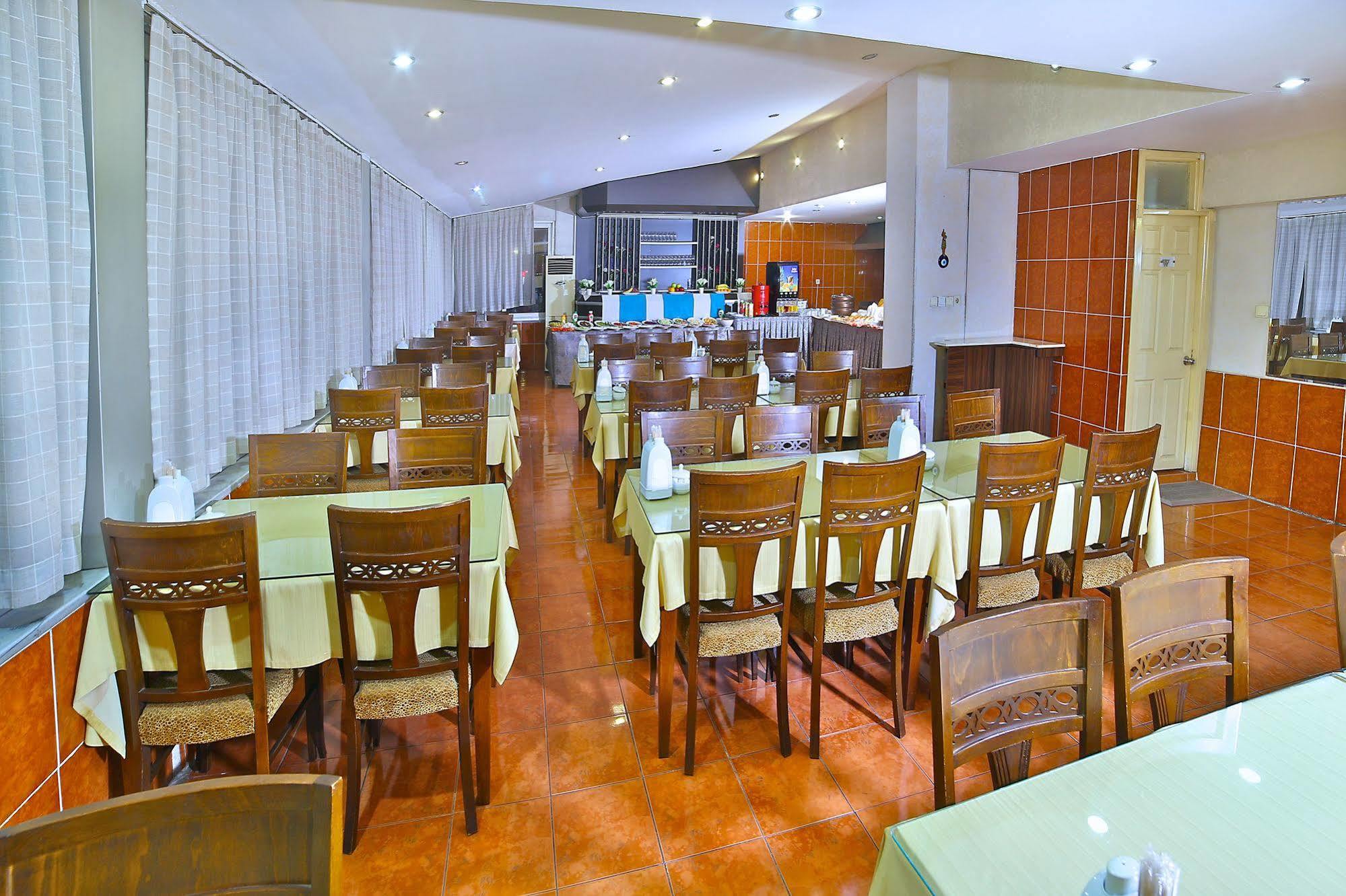 The Center Hotel Istanbulská provincie Exteriér fotografie